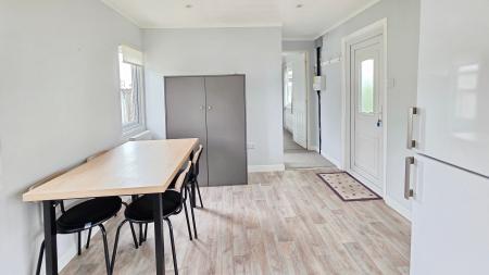 1 bedroom Park home for sale in Braemar Residential Park, Kirkby Green, LN4