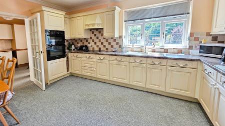 3 bedroom Detached bungalow for sale in Brewery Lane, Billingborough, NG34