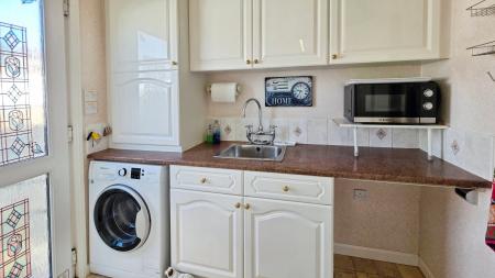 2 bedroom Park home for sale in Claremont Park Lincoln Road, Sleaford, NG34