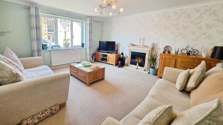 3 bedroom Semi-detached house for sale in Hurn Close, Ruskington, NG34