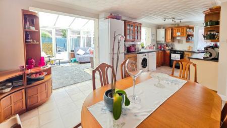 3 bedroom Semi-detached house for sale in Hurn Close, Ruskington, NG34