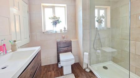 3 bedroom Semi-detached house for sale in Hurn Close, Ruskington, NG34