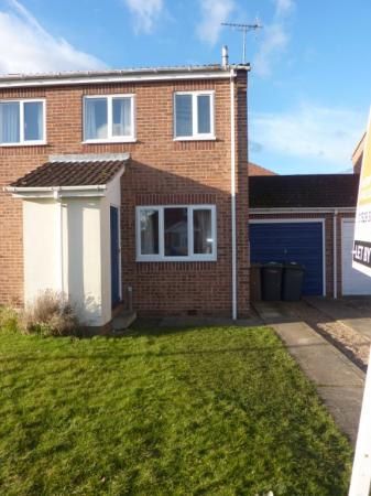 2 bedroom Semi-detached house to let in Boundary Pastures, Sleaford, NG34