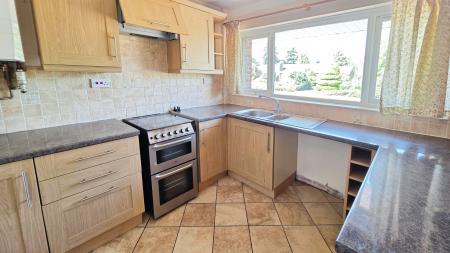 2 bedroom Bungalow for sale in Little Hale Road, Great Hale, NG34