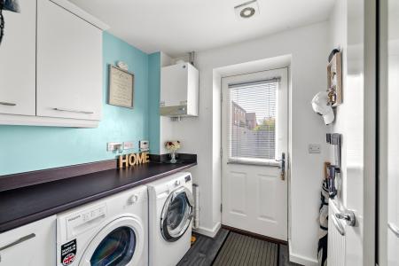 4 bedroom Town house for sale in Montrose Grove, Greylees, Sleaford, NG34