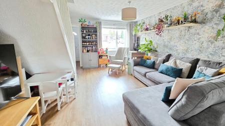 2 bedroom Terraced House for sale in Hawks Way, Sleaford, NG34