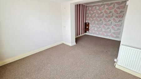 2 bedroom Detached bungalow for sale in Parkfield Road, Ruskington, NG34