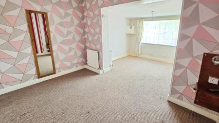 2 bedroom Detached bungalow for sale in Parkfield Road, Ruskington, NG34