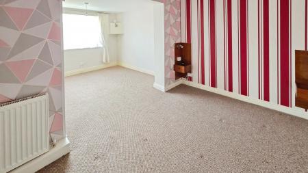 2 bedroom Detached bungalow for sale in Parkfield Road, Ruskington, NG34