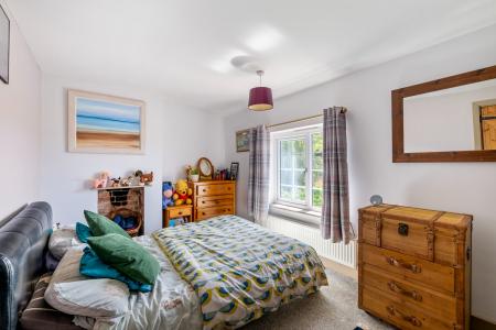 3 bedroom Semi-detached house for sale in Hill Farm Cottage Hill Farm Lane, Bloxholm, LN4