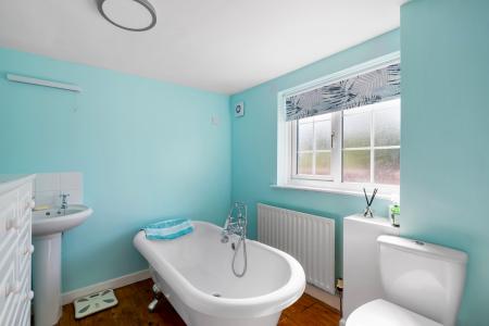 4 bedroom Terraced House for sale in Kyme Road, Heckington, NG34