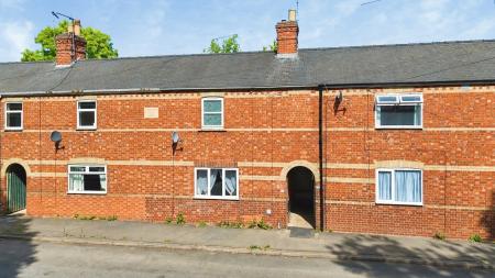 3 bedroom Terraced House for sale in Mareham Lane, Sleaford, NG34
