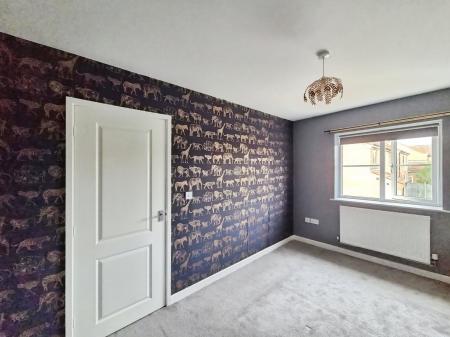 3 bedroom Semi-detached house to let in Carlton Close, Sleaford, NG34