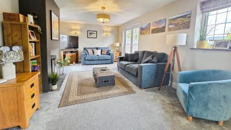 3 bedroom Bungalow for sale in Grove Street, Great Hale, NG34