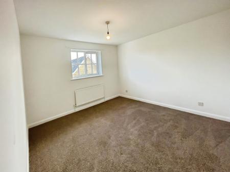 3 bedroom Detached house to let in Houlden Way, Heckington, NG34