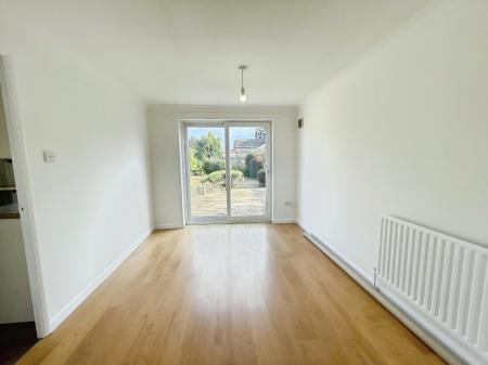 3 bedroom Detached house to let in Houlden Way, Heckington, NG34