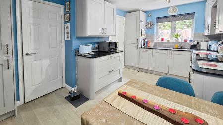 2 bedroom Semi-detached house for sale in Tamer Road, Sleaford, NG34