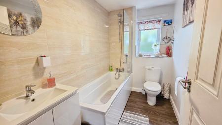 2 bedroom Semi-detached house for sale in Tamer Road, Sleaford, NG34