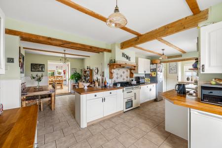 5 bedroom Detached house for sale in High Street, Billinghay, LN4