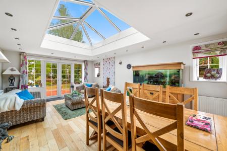 5 bedroom Detached house for sale in High Street, Billinghay, LN4