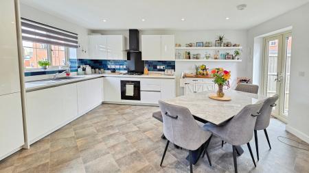 3 bedroom Semi-detached house for sale in Coteland Road, Sleaford, NG34