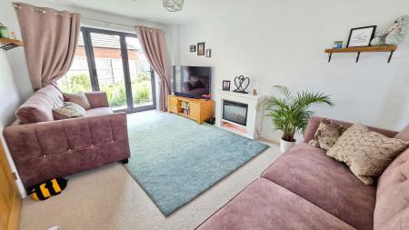 3 bedroom Semi-detached house for sale in Coteland Road, Sleaford, NG34
