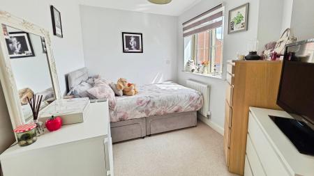3 bedroom Semi-detached house for sale in Coteland Road, Sleaford, NG34