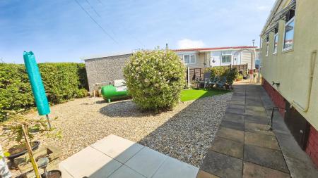 1 bedroom Park home for sale in Braemar Residential Park, Kirkby Green, LN4