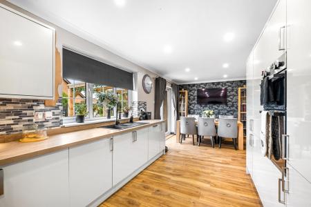 2 bedroom Detached bungalow for sale in Churchview Close, Heckington, NG34