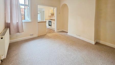 3 bedroom Terraced House for sale in Handley Street, Sleaford, NG34