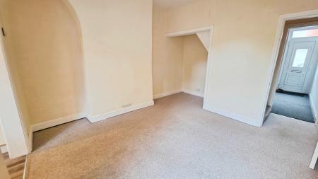 3 bedroom Terraced House for sale in Handley Street, Sleaford, NG34