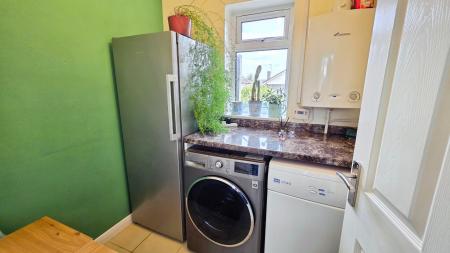 3 bedroom Semi-detached house for sale in York Road, Sleaford, NG34