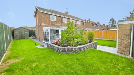 3 bedroom Semi-detached house for sale in York Road, Sleaford, NG34