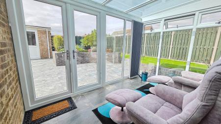 3 bedroom Semi-detached house for sale in York Road, Sleaford, NG34
