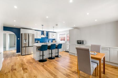 3 bedroom Detached bungalow for sale in Fen Road, Little Hale, NG34