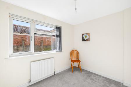 3 bedroom Detached bungalow for sale in Fen Road, Little Hale, NG34