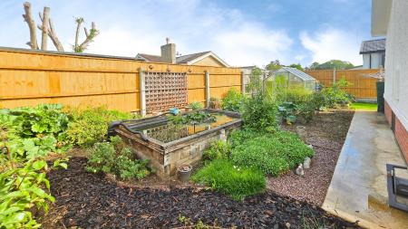 2 bedroom Park home for sale in Lindum Park, Ruskington, NG34