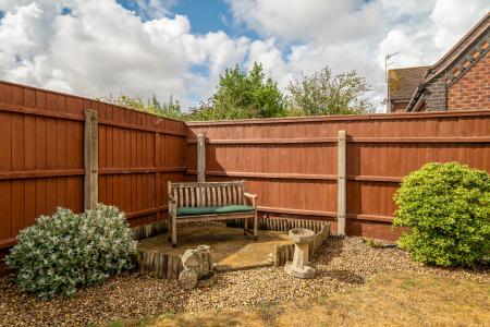 4 bedroom Bungalow to let in Cheviot Close, Quarrington, NG34