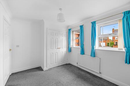 4 bedroom Bungalow to let in Cheviot Close, Quarrington, NG34