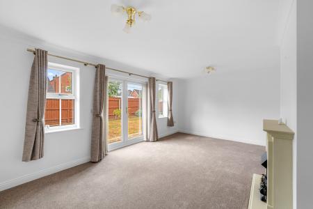 4 bedroom Bungalow to let in Cheviot Close, Quarrington, NG34