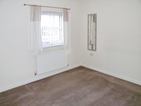 2 bedroom Terraced House to let in Victory Way, Sleaford, NG34