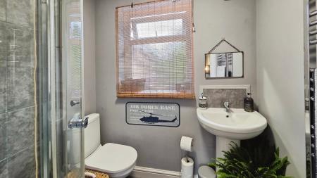 3 bedroom Detached bungalow for sale in High Street, Great Hale, NG34