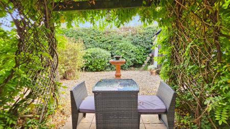 3 bedroom Detached bungalow for sale in High Street, Great Hale, NG34