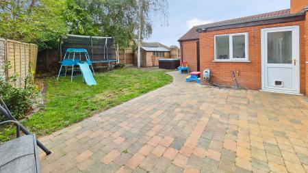 3 bedroom Detached house for sale in High Street, Billinghay, LN4