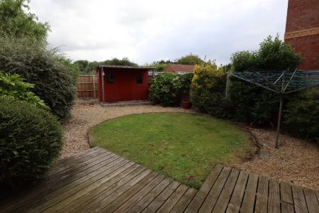 3 bedroom Semi-detached house to let in Meadowbrook, Ruskington, NG34