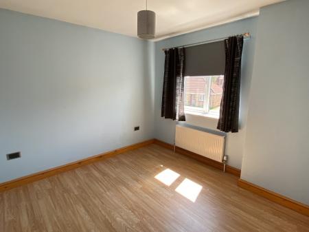 3 bedroom Semi-detached house to let in Meadowbrook, Ruskington, NG34