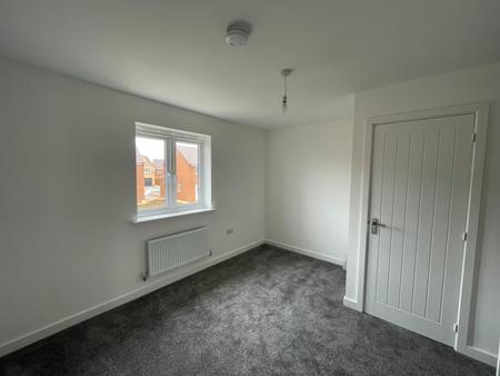 2 bedroom Semi-detached house to let in Whittle Road, Holdingham, NG34