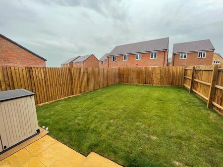 2 bedroom Semi-detached house to let in Whittle Road, Holdingham, NG34