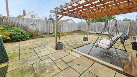 3 bedroom Detached house for sale in The Lea, Leasingham, NG34