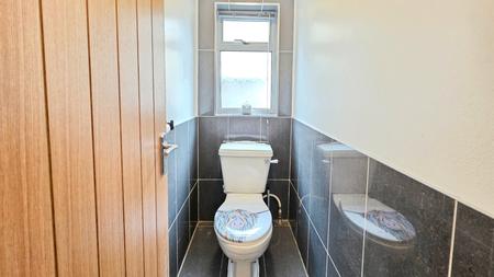 3 bedroom Detached house for sale in The Lea, Leasingham, NG34